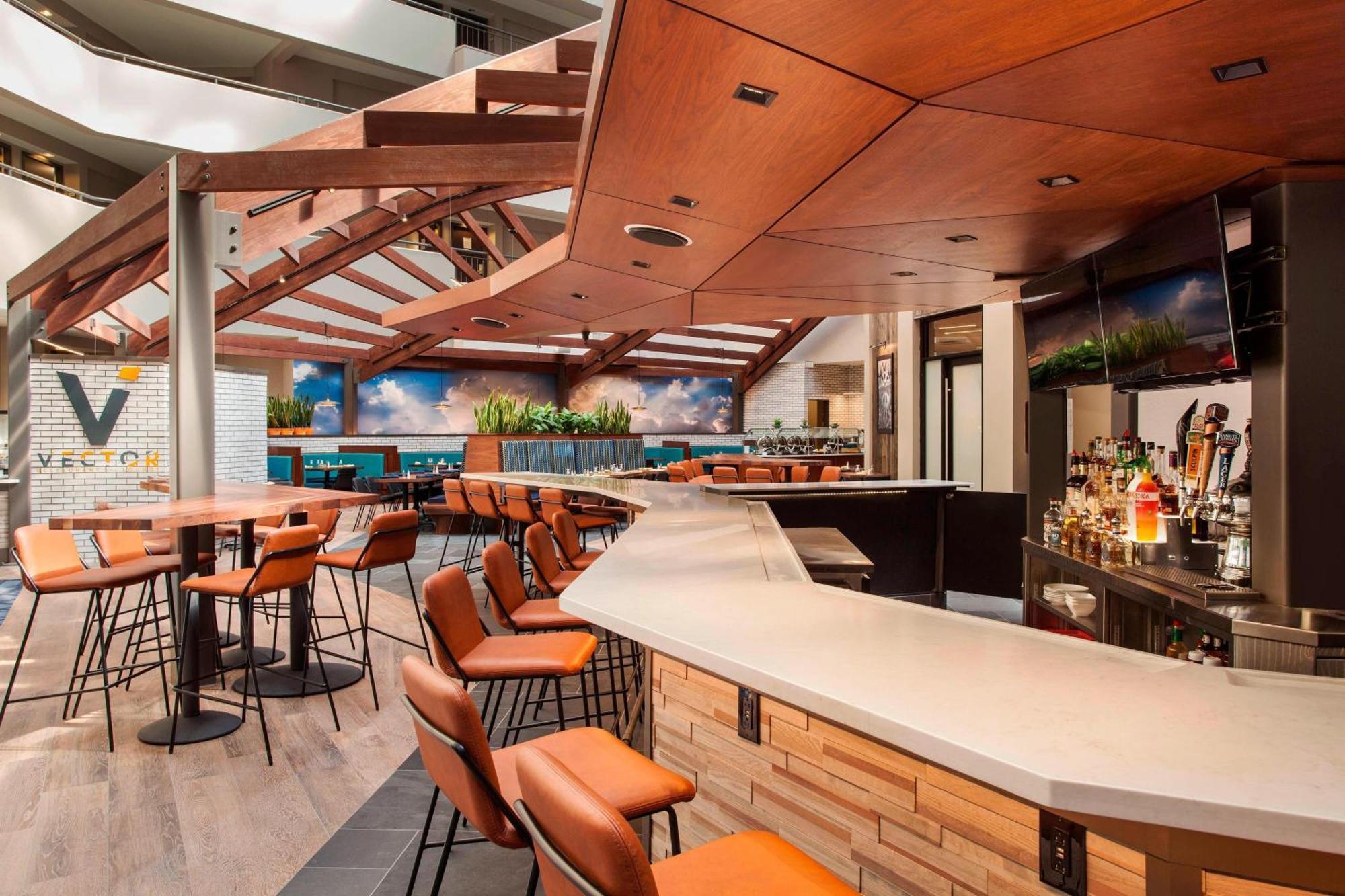 Sheraton Suites Philadelphia Airport Экстерьер фото