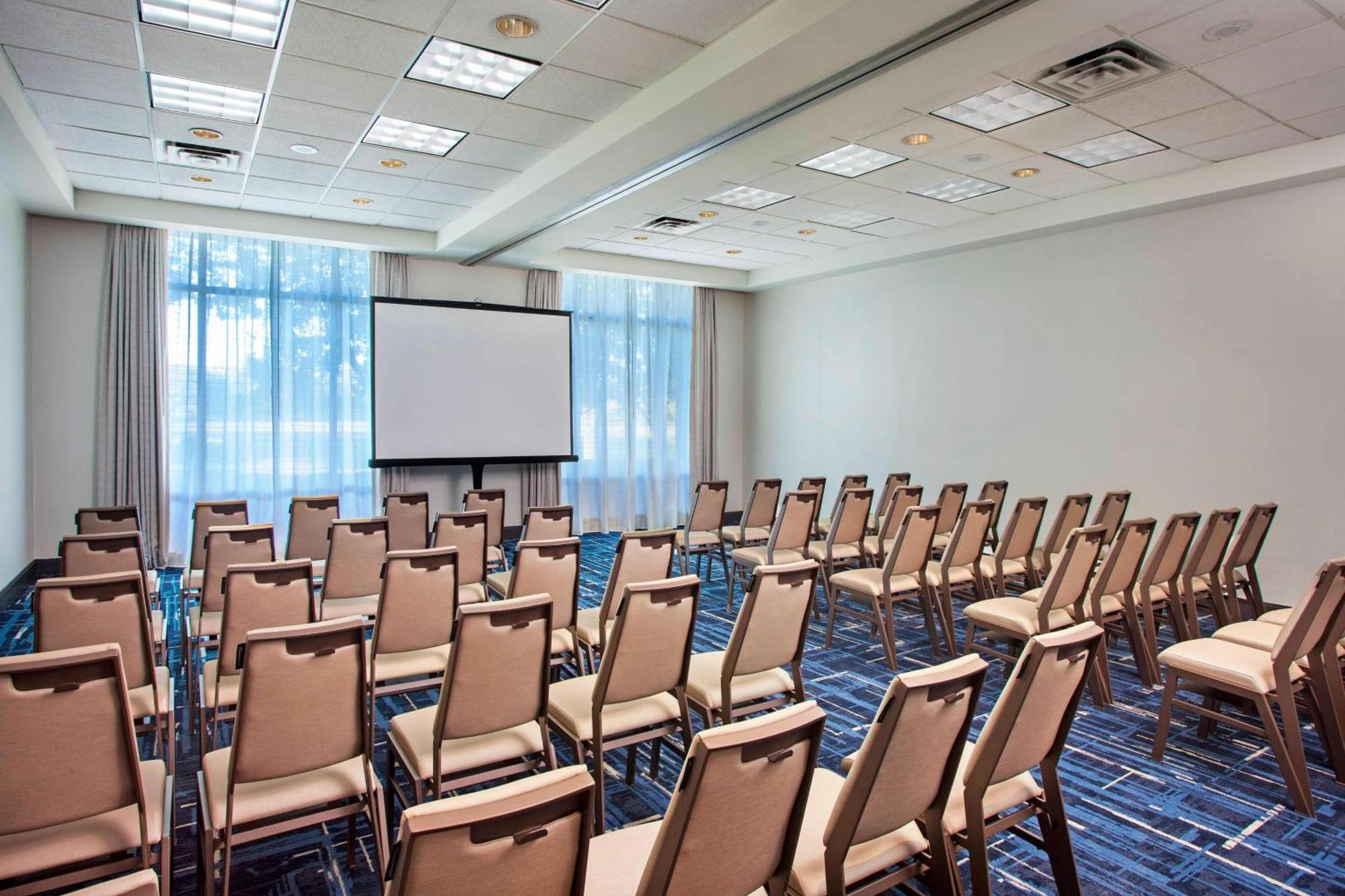 Sheraton Suites Philadelphia Airport Экстерьер фото