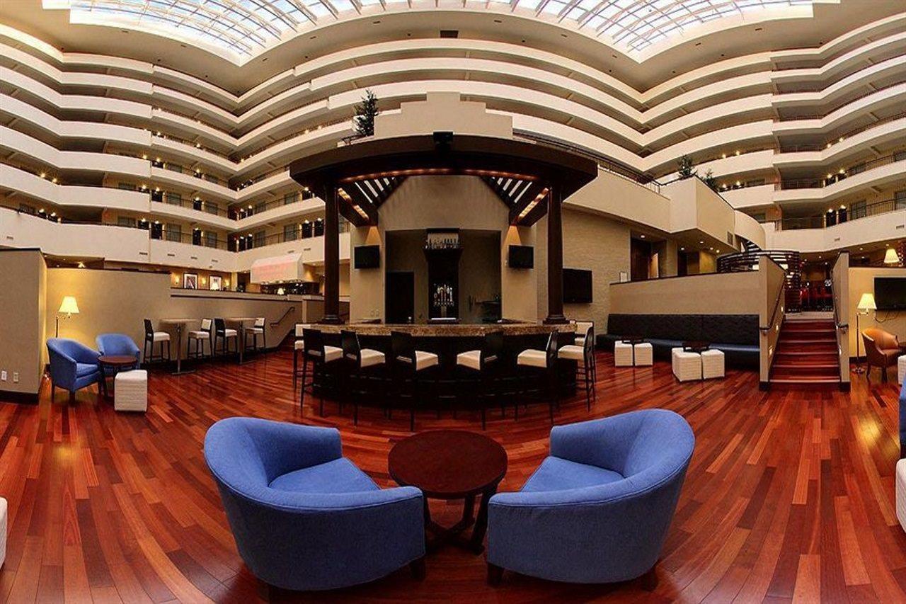 Sheraton Suites Philadelphia Airport Экстерьер фото