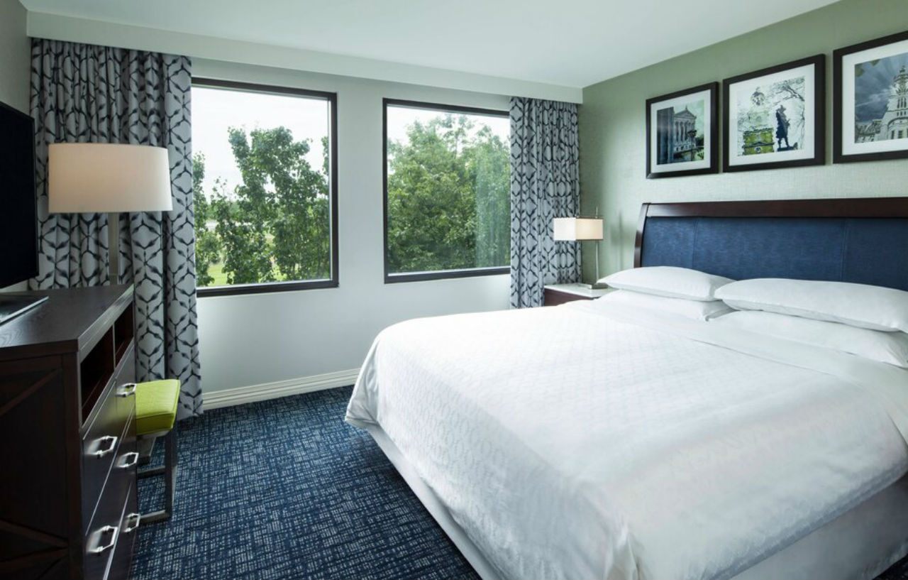 Sheraton Suites Philadelphia Airport Экстерьер фото